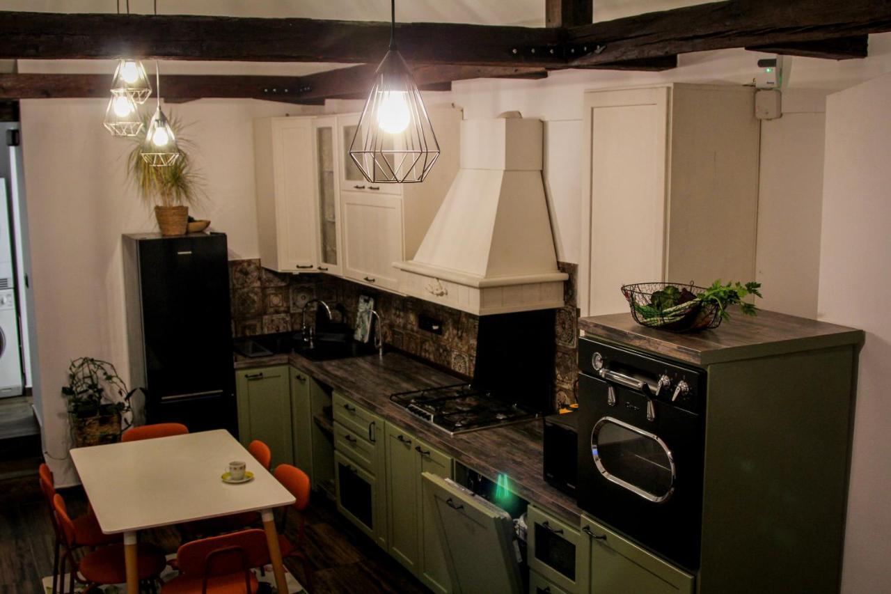 Cozy Cottage - Free Parking, Self Check-In Nagyvárad Kültér fotó