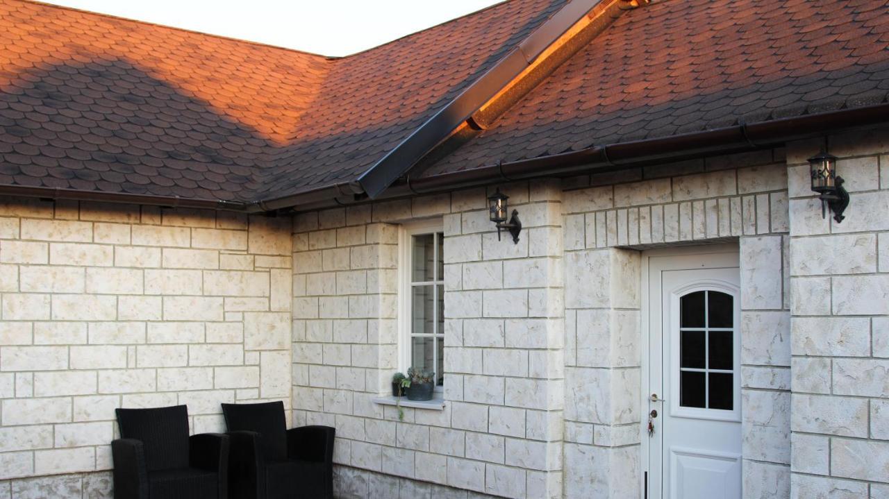 Cozy Cottage - Free Parking, Self Check-In Nagyvárad Kültér fotó